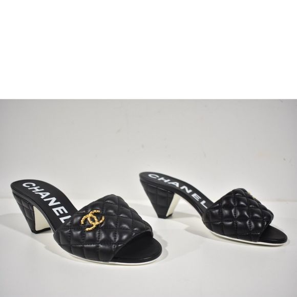 Chanel 2026 Flat Sandal Gold Cowhide